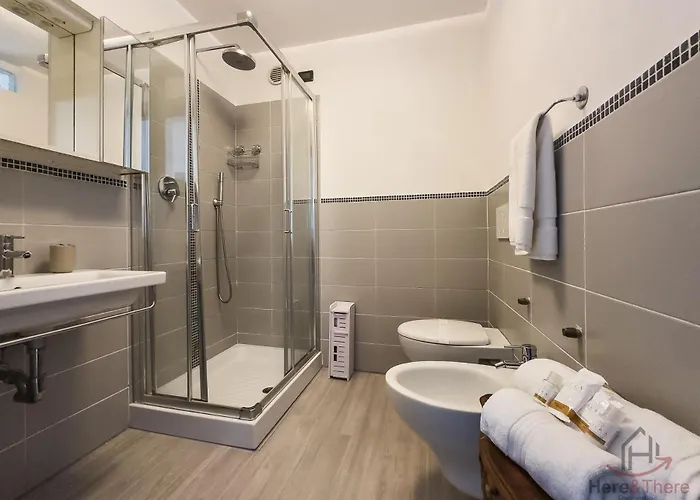 Sea View Penthouse - Free Park - Wifi * Savona