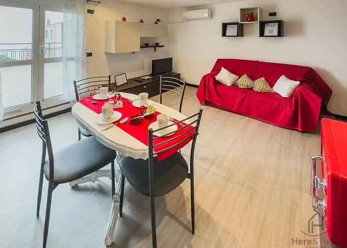 Sea View Penthouse - Free Park - Wifi Savona